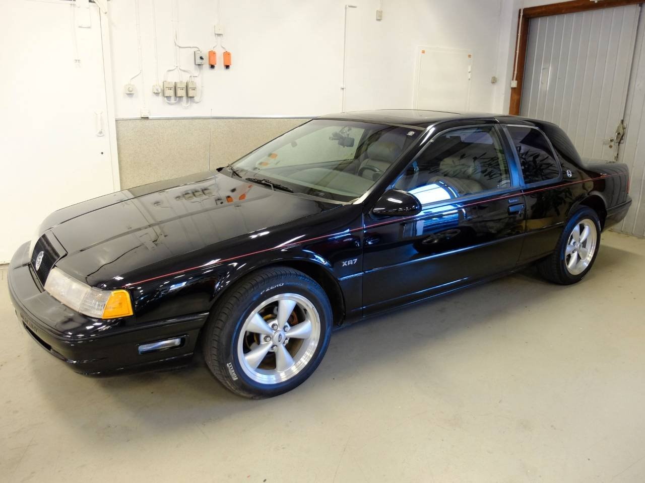 Mercury Cougar XR7 Manual, 5-trins, 213ps, 1989