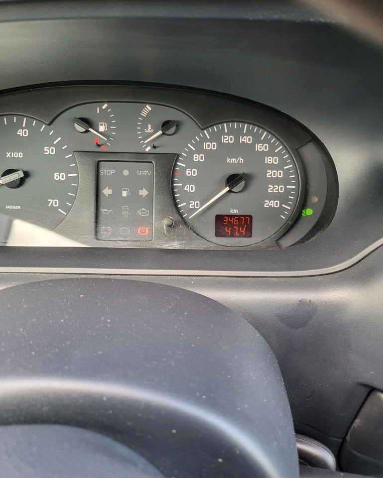 Renault Mégane 1.6 Manual, 107hp, 2002