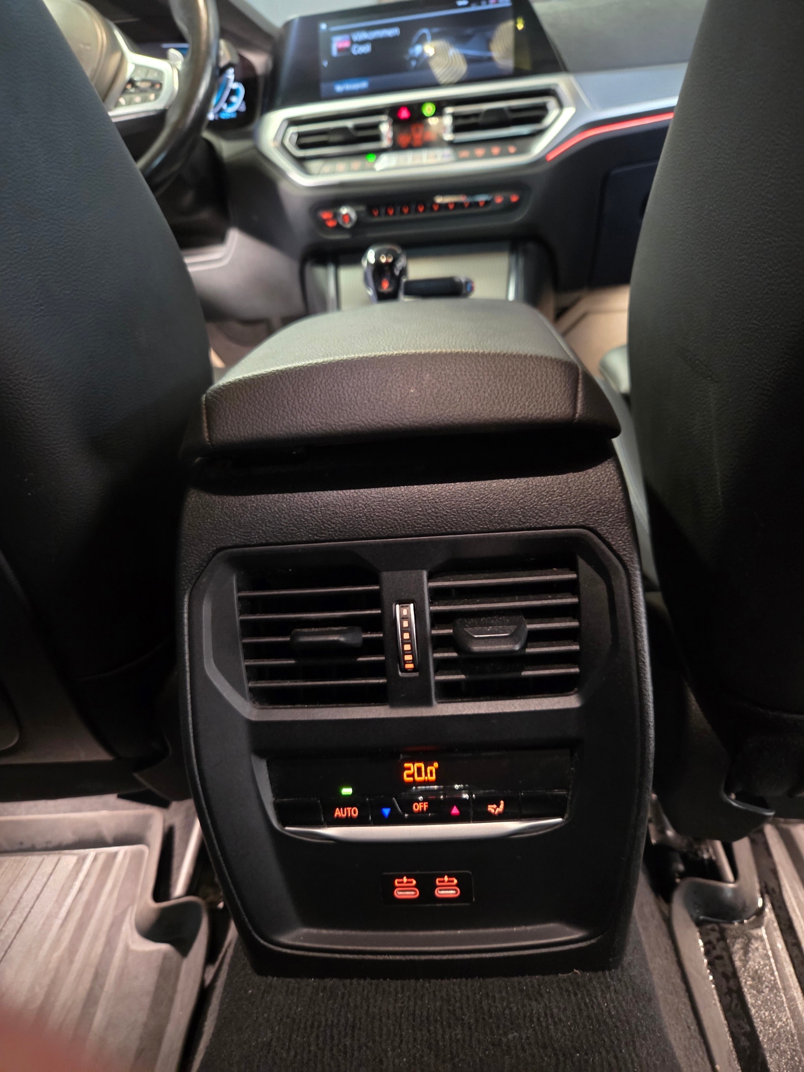BMW 330e Touring Steptronic, 8-trinn, 292hk, 2021