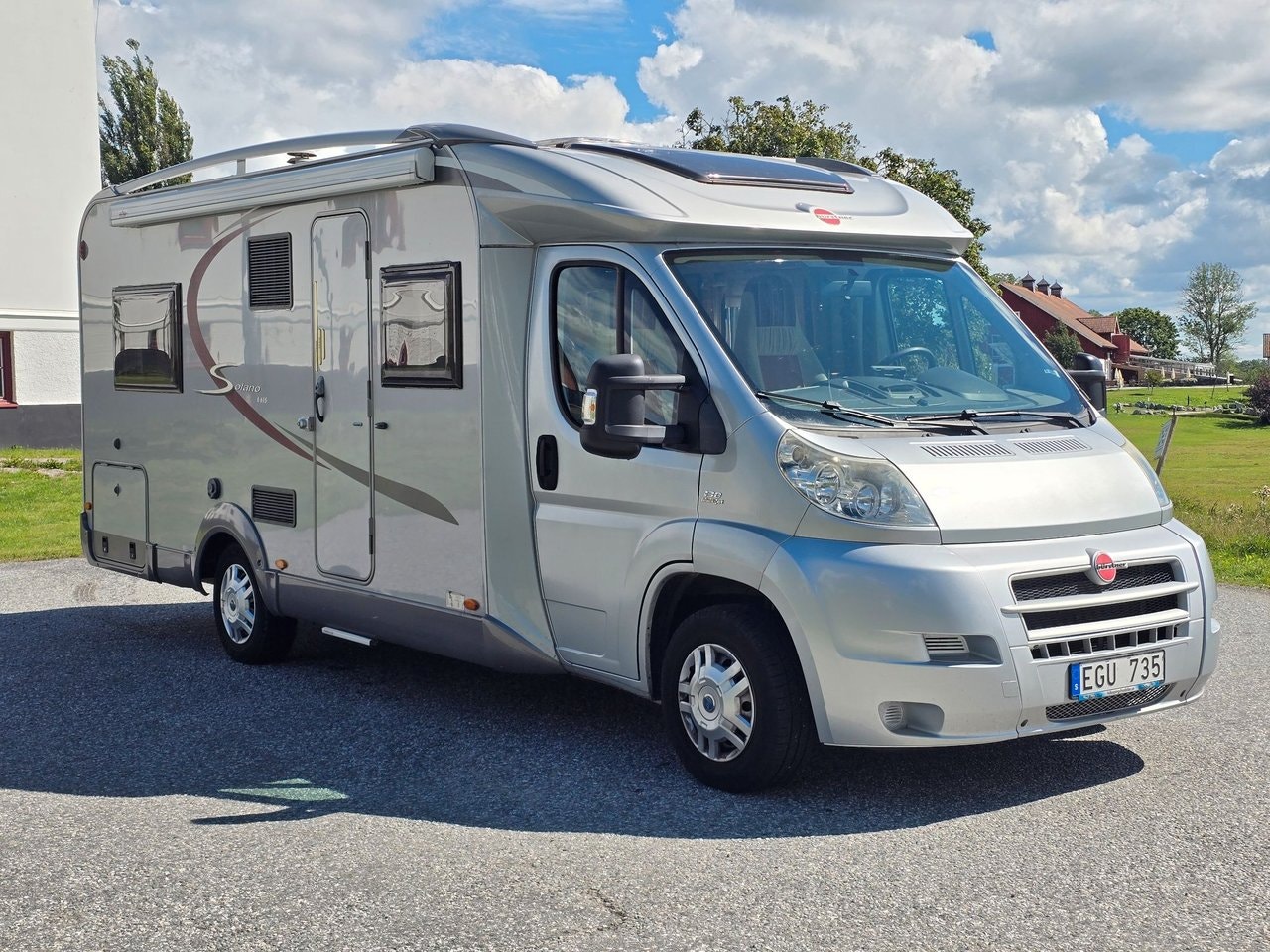 Husbil säljes: Bürstner Solano T 615, 8000 mil, Nybytt kamrem - 2010 -  Halvintegrerad - 131 Hk | BLOCKET