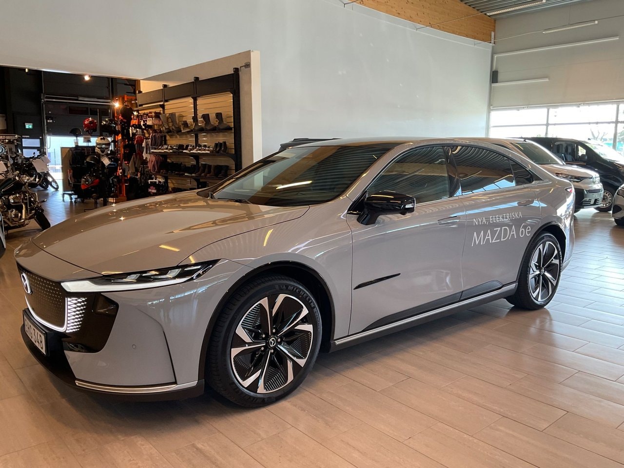 Mazda 6e 258 hp