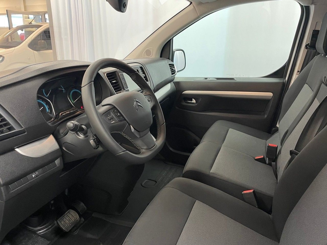 Citroën ë-Jumpy 75, 136hk, 2023