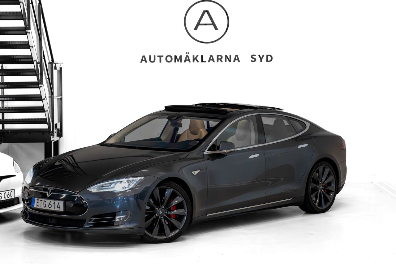 Tesla Model S P85D, 511ps, 2015