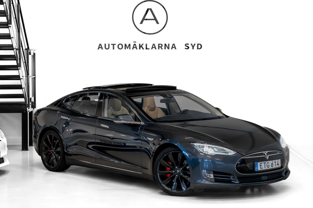 Tesla Model S P85D, 511ps, 2015