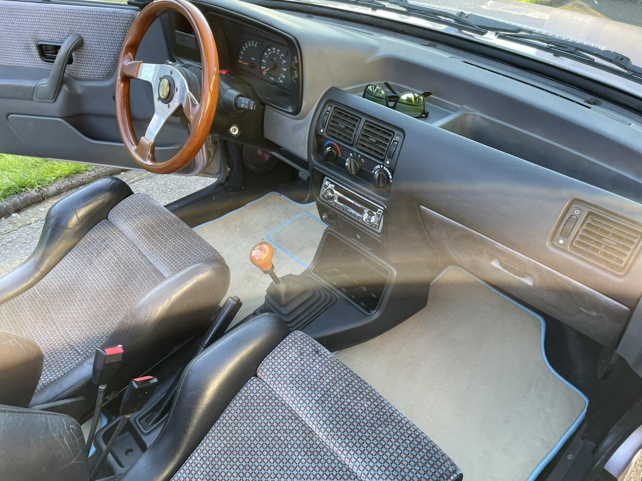 Ford Escort XR3i Cabriolet Manual, 5-trins, 90ps, 1989