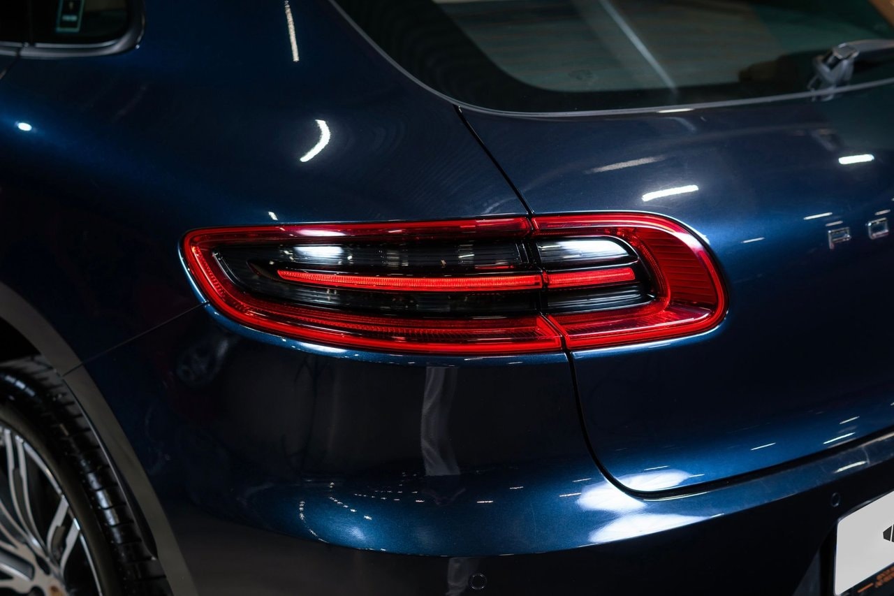 Porsche Macan PDK, 252hp, 2018