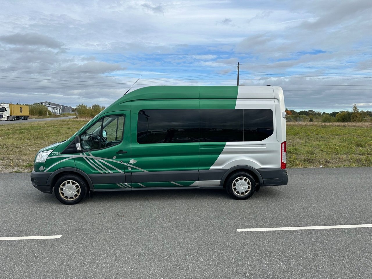 Ford Transit 350 Combi 2.0 TDCi SelectShift, 6-trins, 130ps, 2018