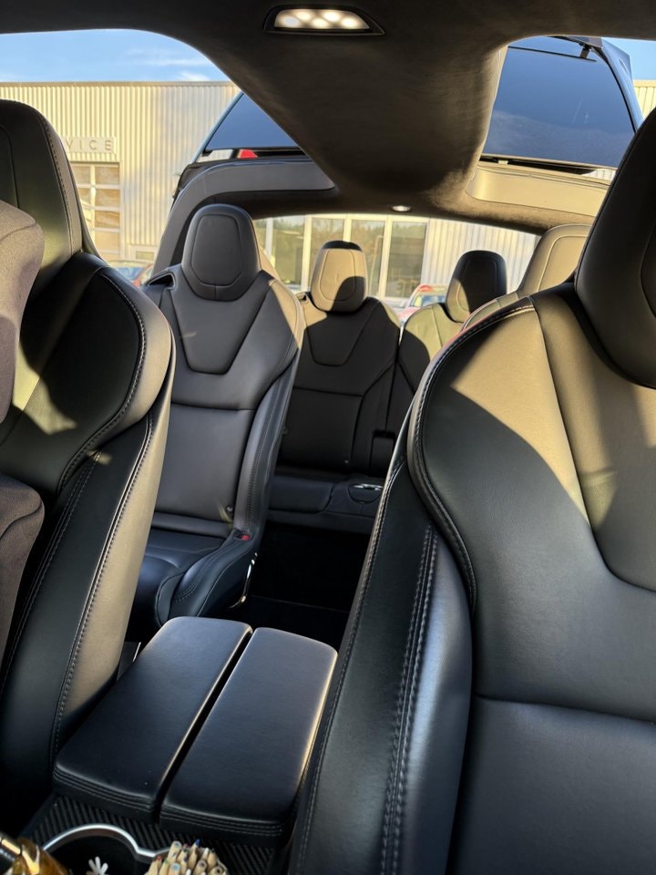 Tesla Model X 100D, 423hp, 2018