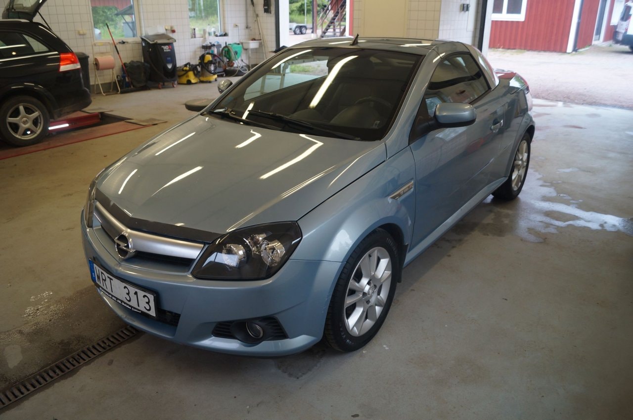 Opel Tigra TwinTop 1.8 Manual, 5-trins, 125ps, 2005