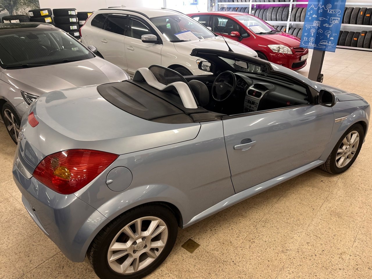 Opel Tigra TwinTop 1.4 Twinport Manual, 5-trins, 90ps, 2006