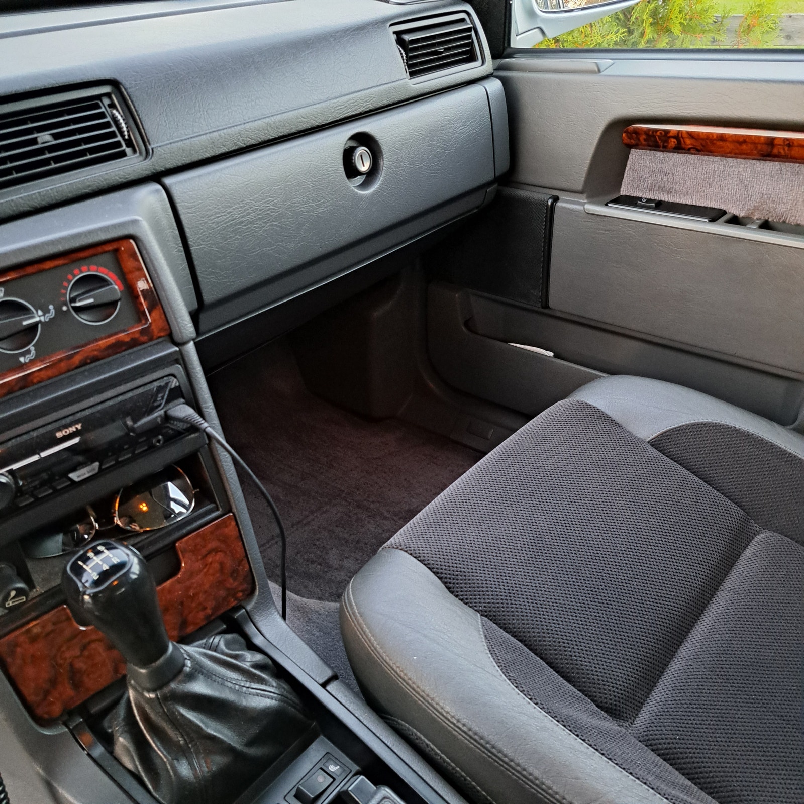 Volvo 940 Turbo Station Wagon 2.3 Manual, 165hp, 1998