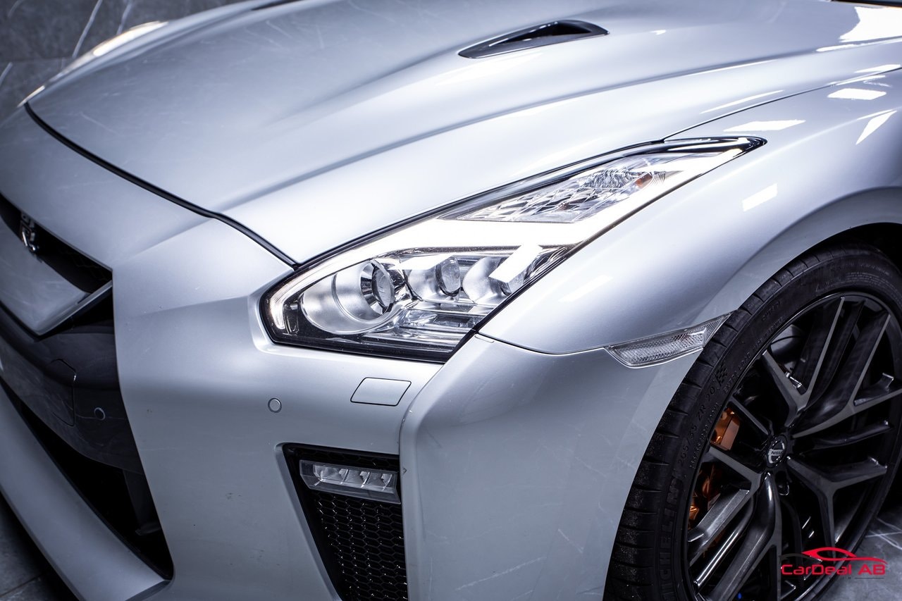 Nissan GT-R 3.8 V6 4x4 DCT, 570hp, 2018