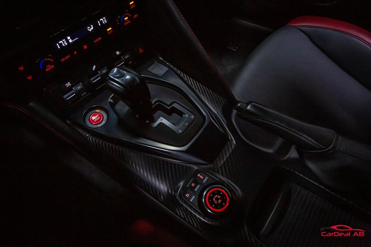 Nissan GT-R 3.8 V6 4x4 DCT, 570hp, 2018