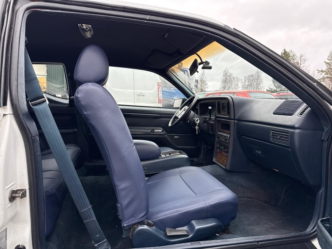 Mercury Cougar 3.8 V6 SEFI Automatic, 4-trins, 142ps, 1988