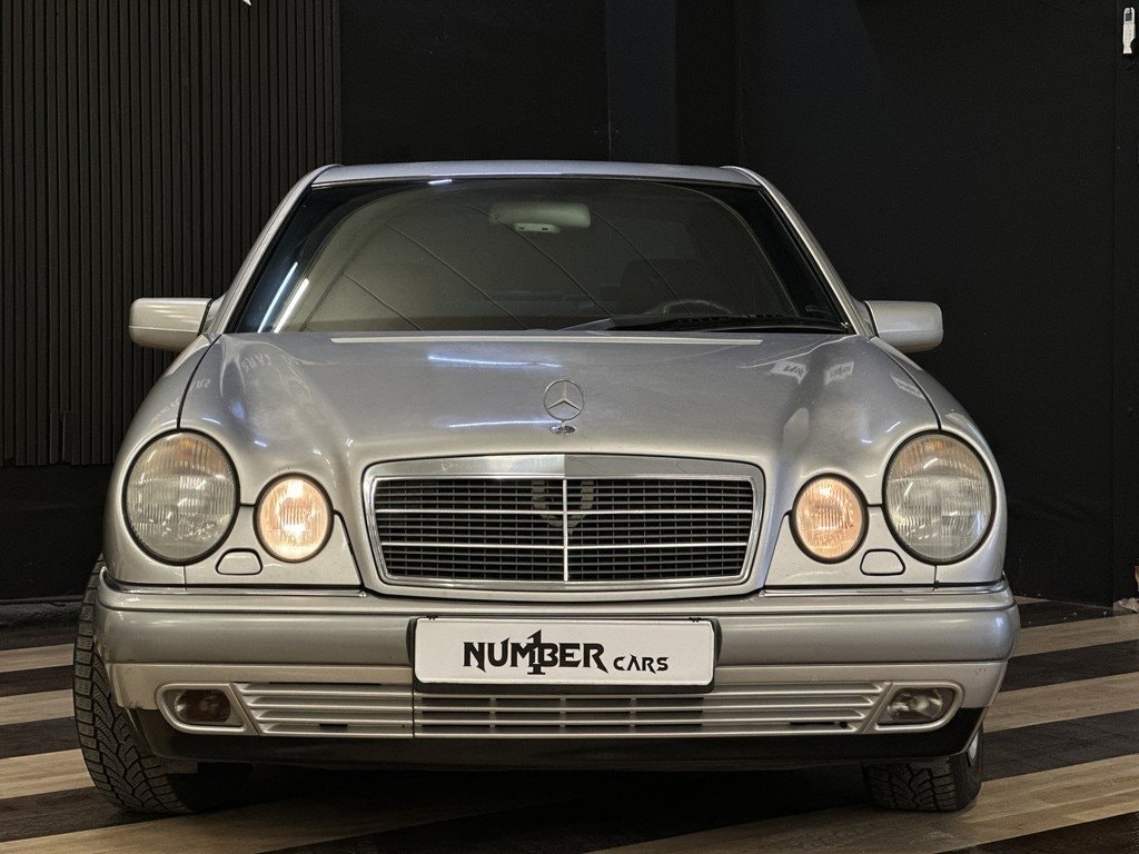 Mercedes-Benz E 200 Automatic, 136hp, 1997