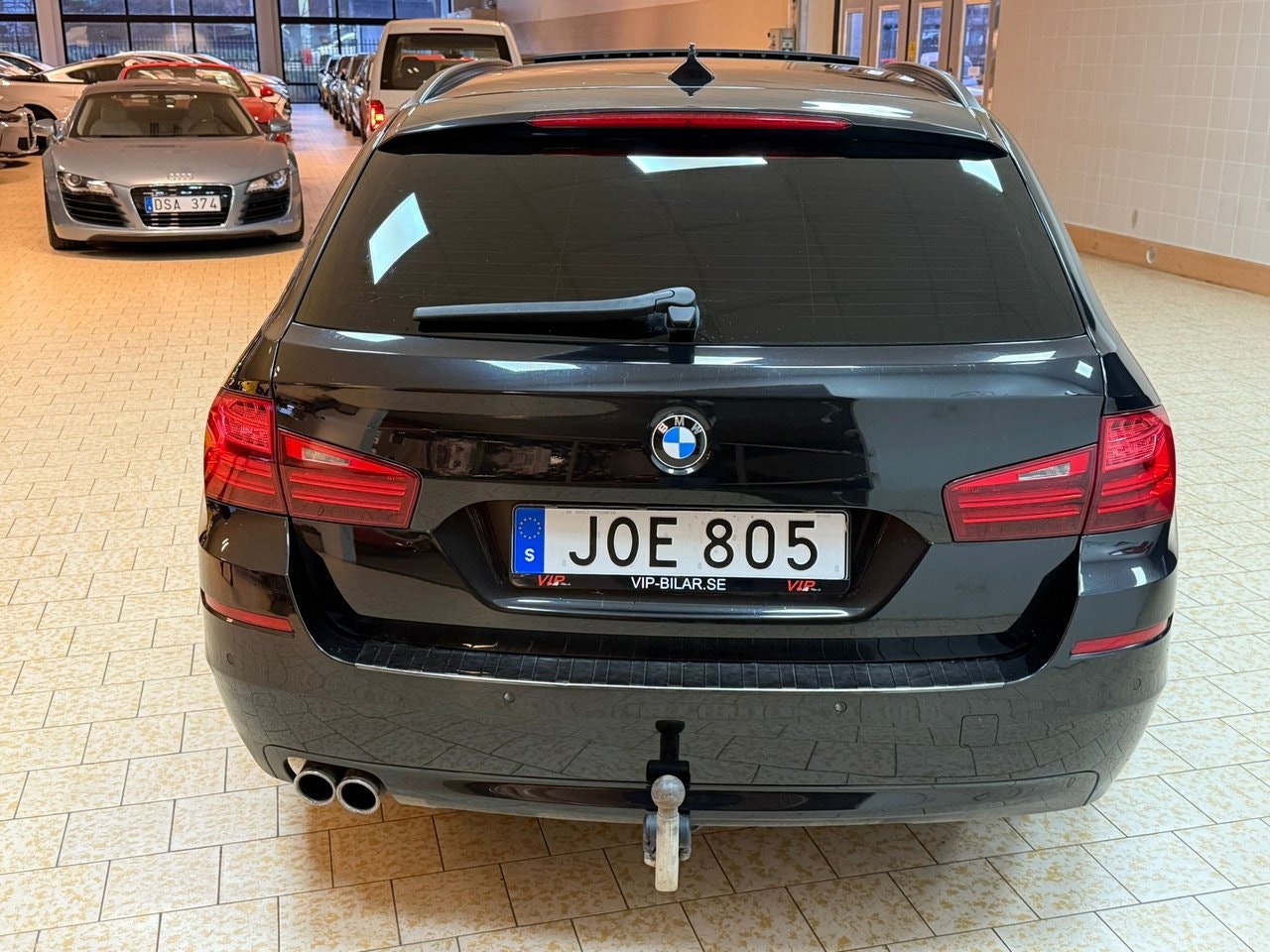 Car image 5