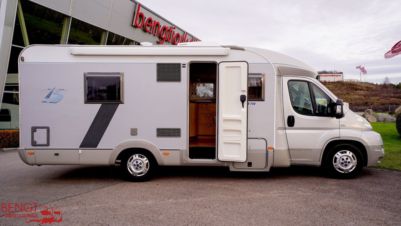 Husbil säljes: Bürstner T710 - 2009 - Halvintegrerad | BLOCKET