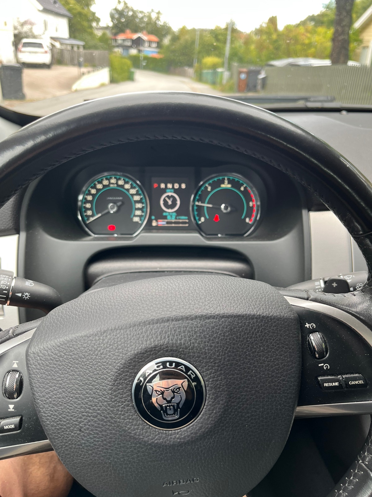 Jaguar XF 2.2 TDi4 Automatic, 8-trins, 200ps, 2014