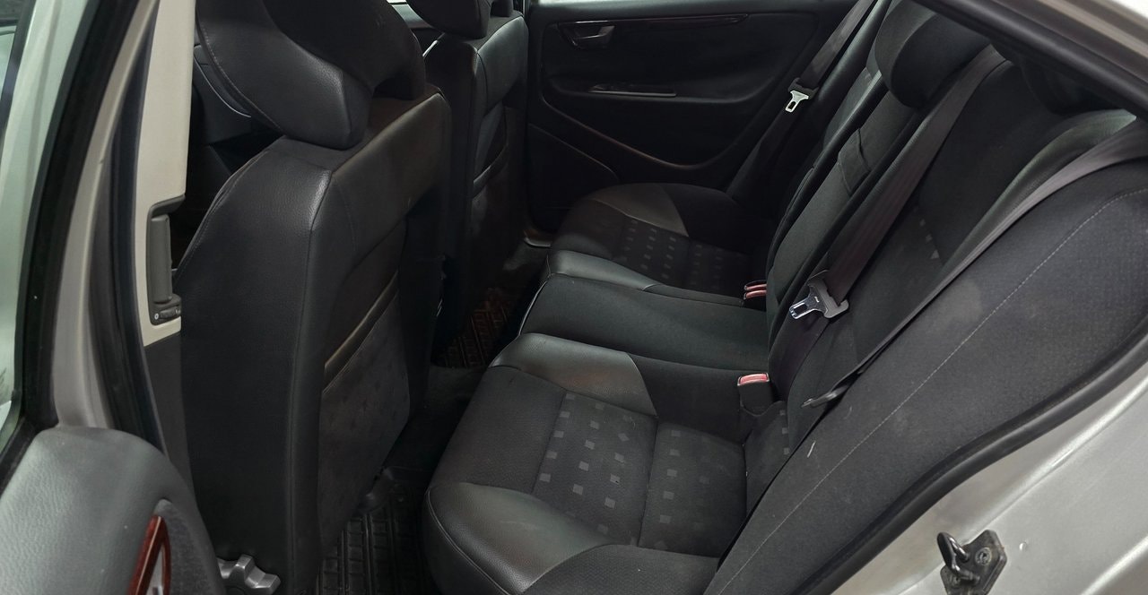 Volvo S60 2.4 Automatic, 140hp, 2001