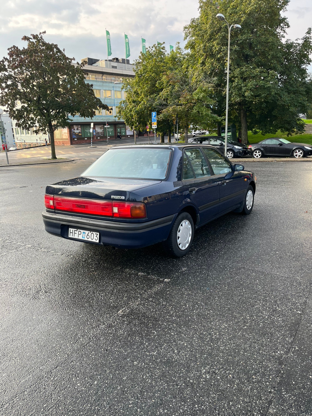 Mazda 323 C 1.8 Manual, 5-trins, 103ps, 1992