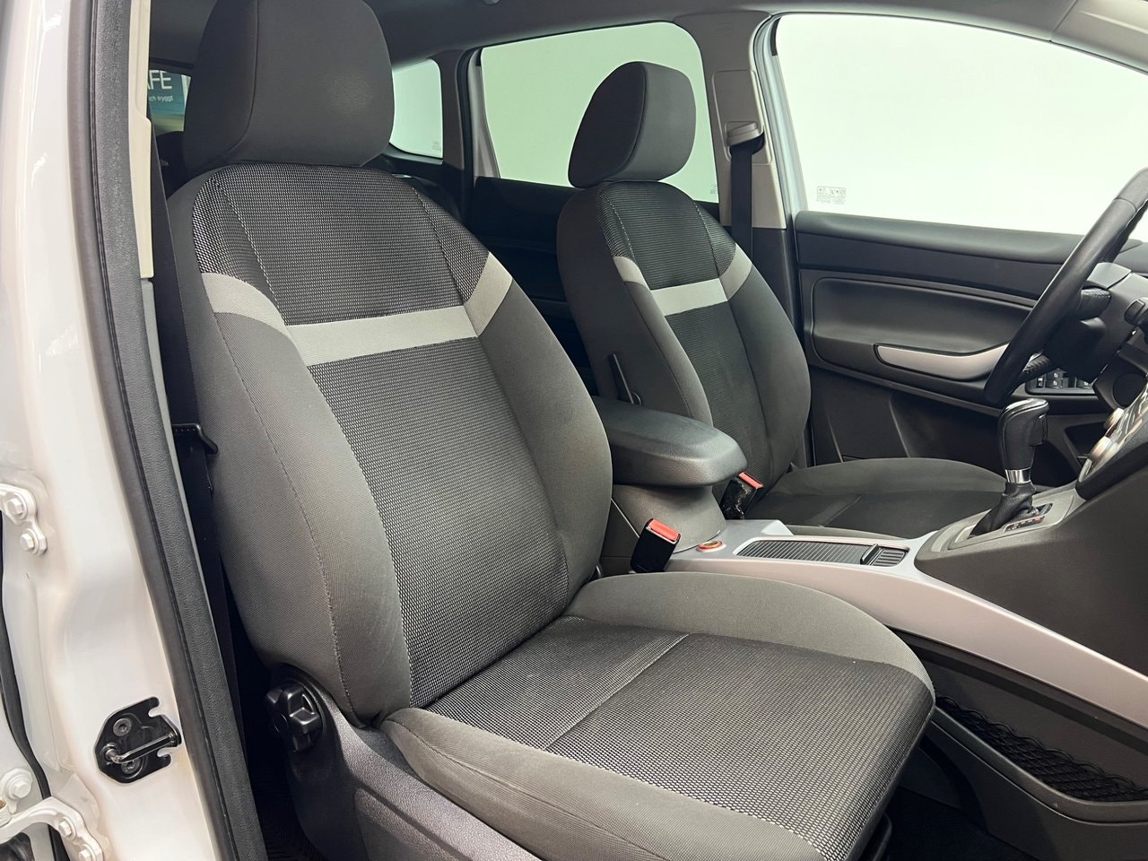Ford Kuga 2.0 TDCi AWD Powershift, 140hk, 2011