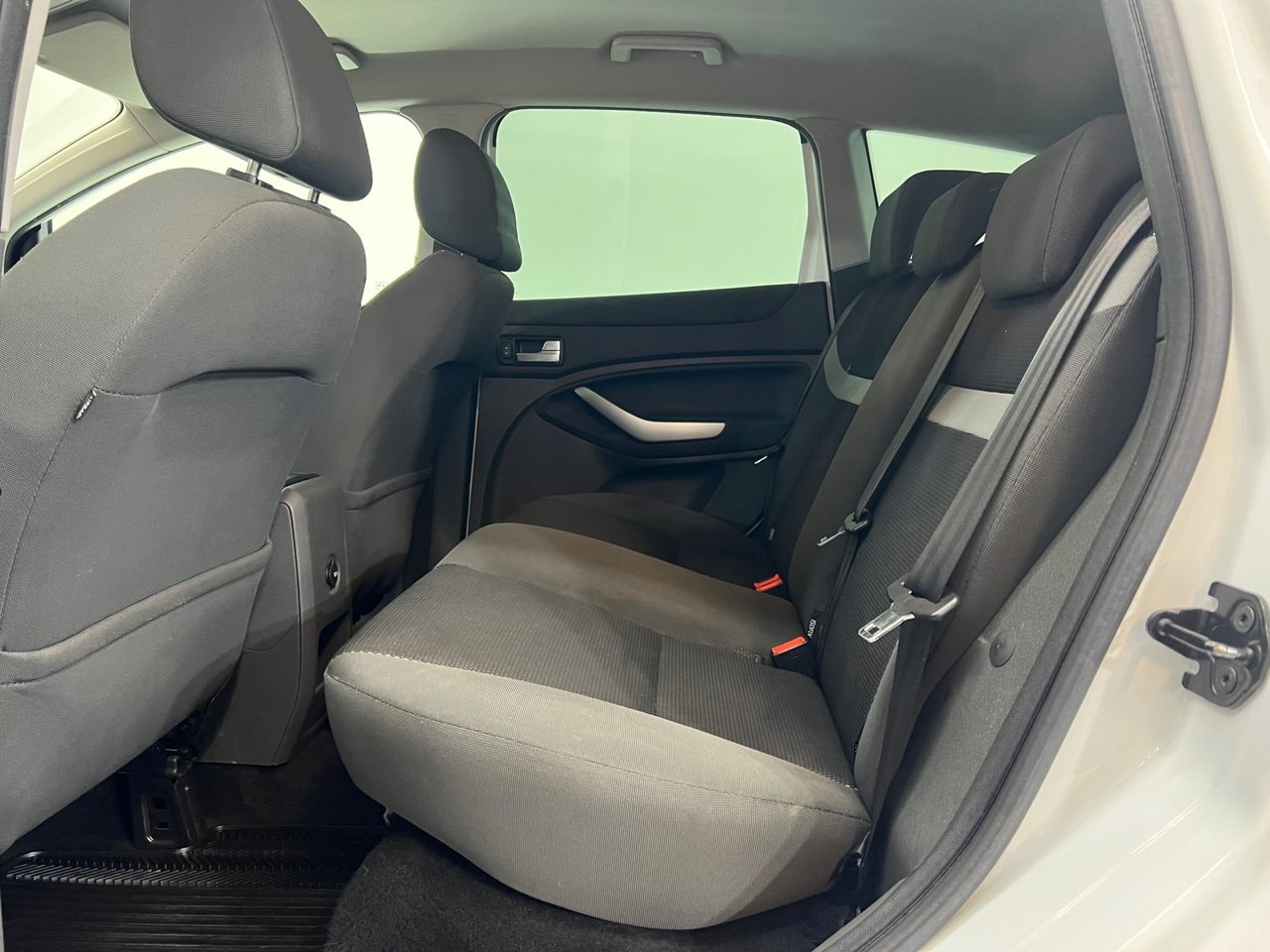 Ford Kuga 2.0 TDCi AWD Powershift, 140hk, 2011