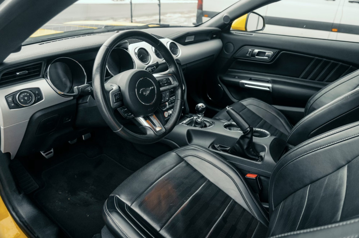 Ford Mustang GT Manual, 421hp, 2015