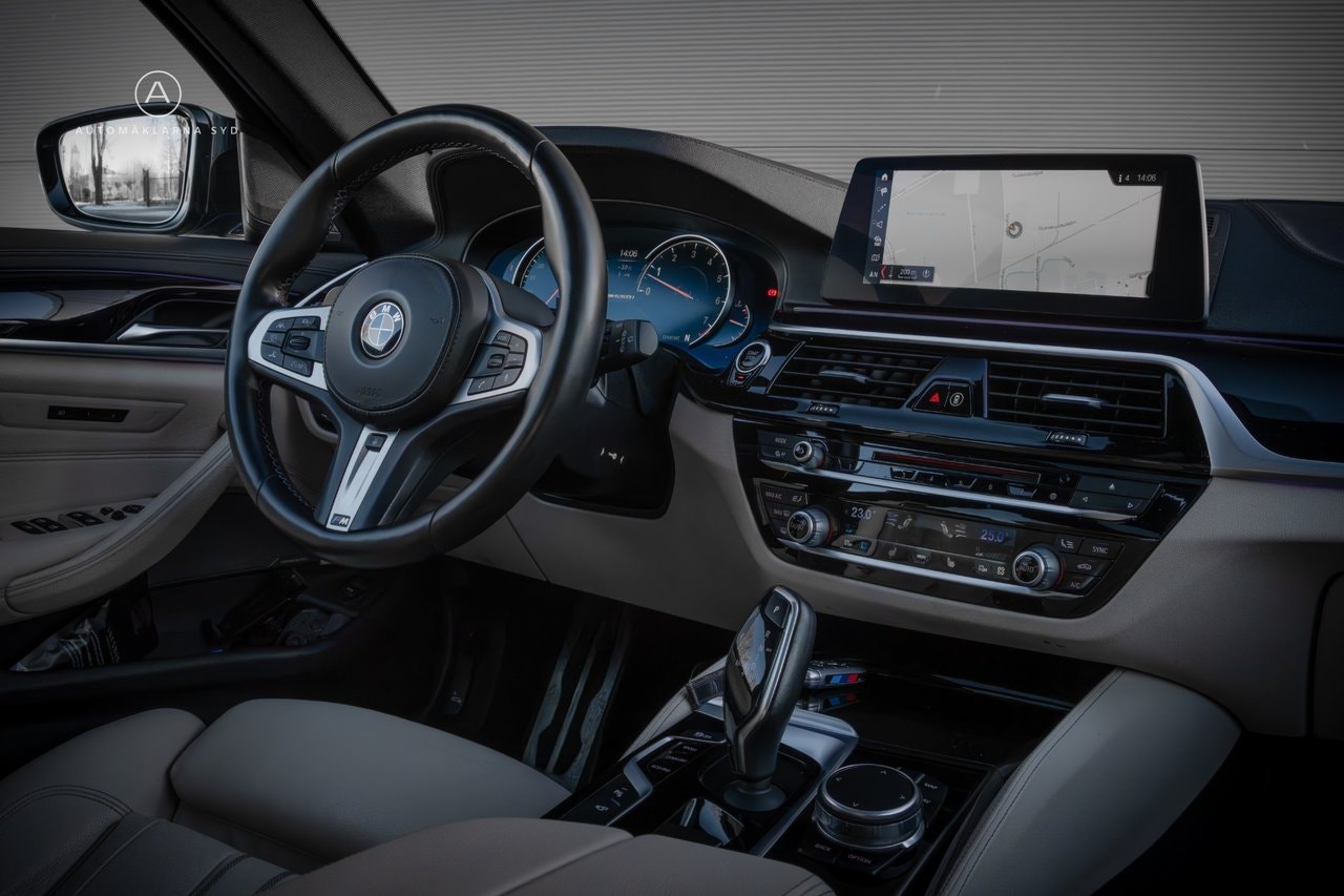 BMW 540i xDrive Touring Steptronic, 8-trinn, 340hk, 2018