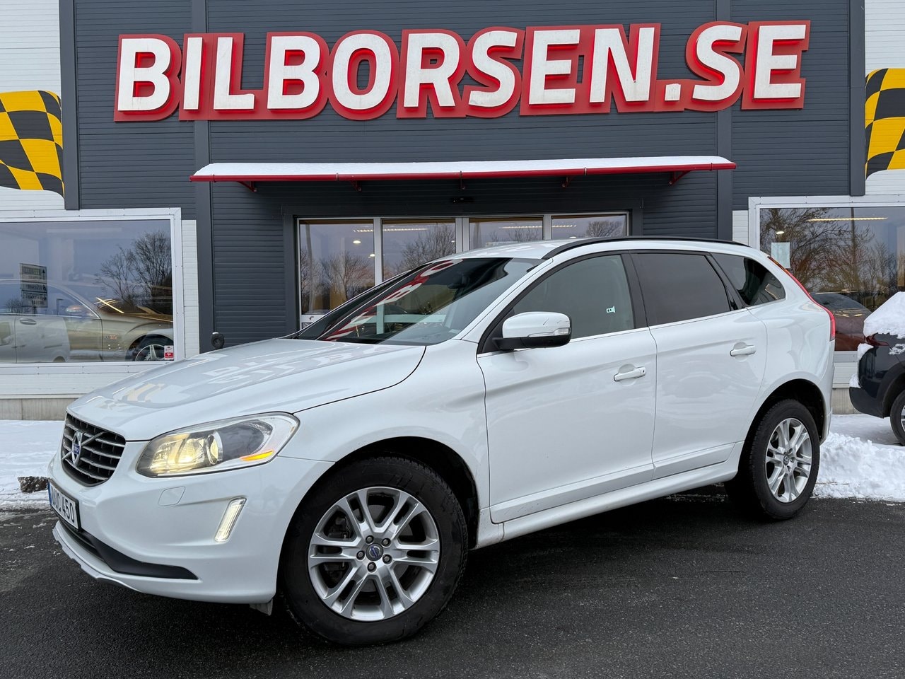 Volvo XC60 181 л.с.