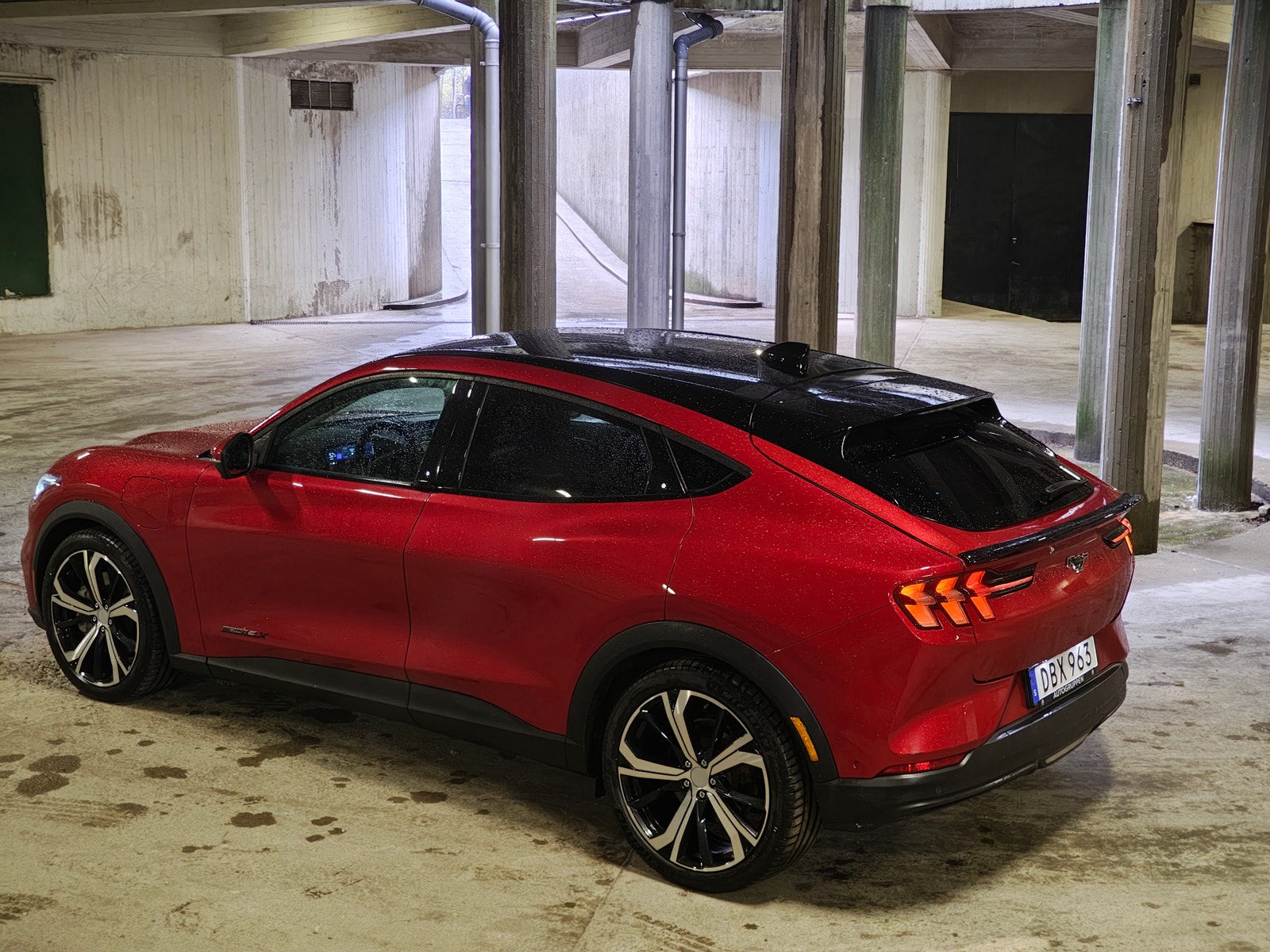 Ford Mustang Mach-E Long Range, 294hp, 2021