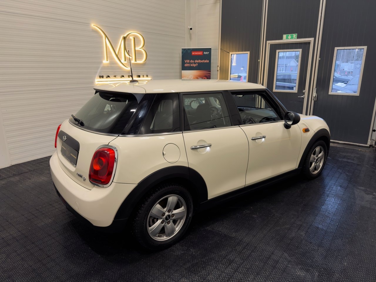 MINI One D 5-door Manual, 6-trins, 95ps, 2015