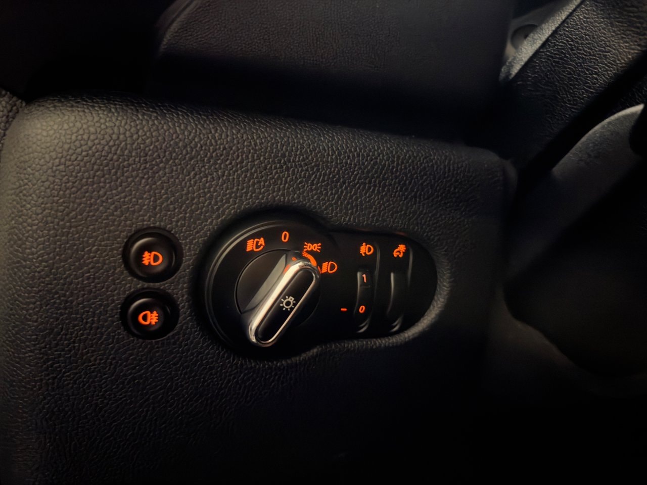 MINI One D 5-door Manual, 6-trins, 95ps, 2015
