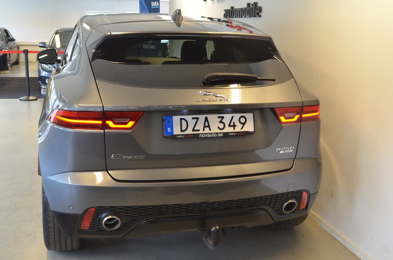 Jaguar E-Pace P250 AWD Automatic, 249hp, 2018