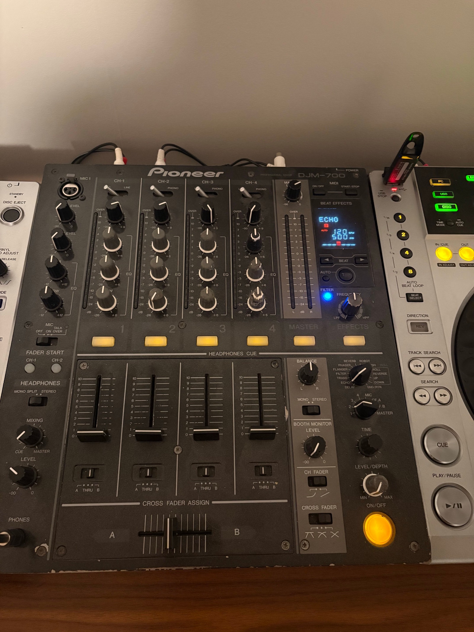 Dj Set - Pioneer CDJ 850 x2 & DJM 700 Mixer | Blocket