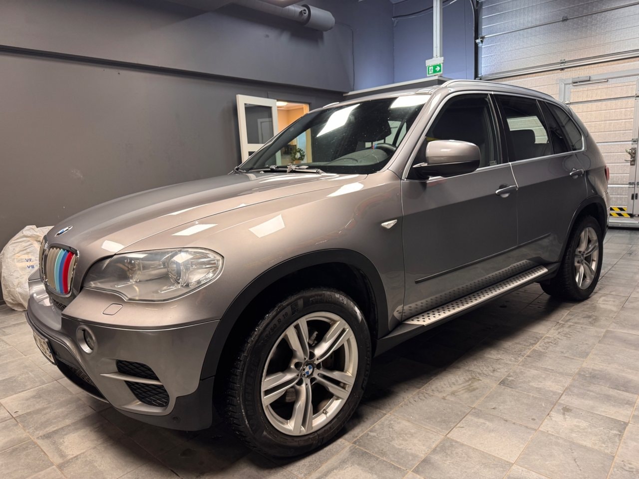 BMW X5 xDrive40d Steptronic, 8-trins, 306ps, 2011