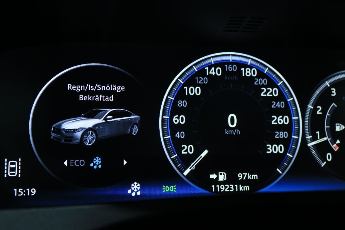 Jaguar XE 20t Automatisk, 8-trinn, 200hk, 2018