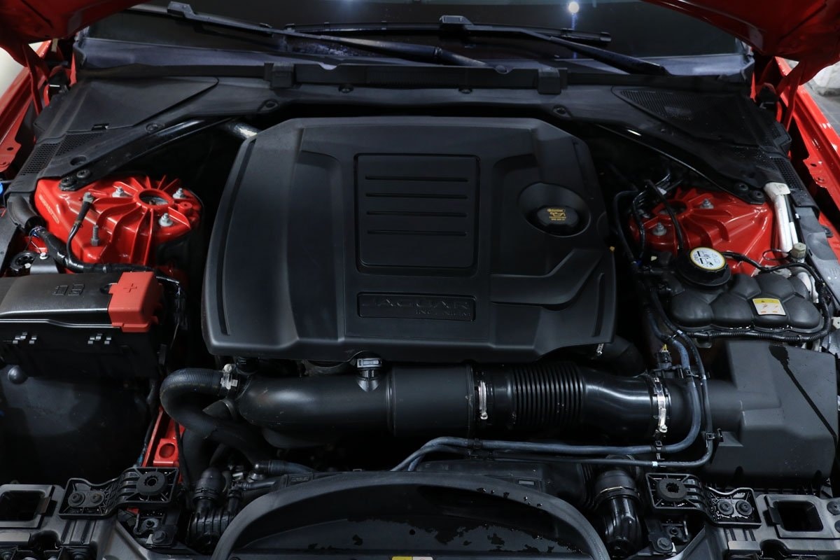 Jaguar XE 20t Automatisk, 8-trinn, 200hk, 2018