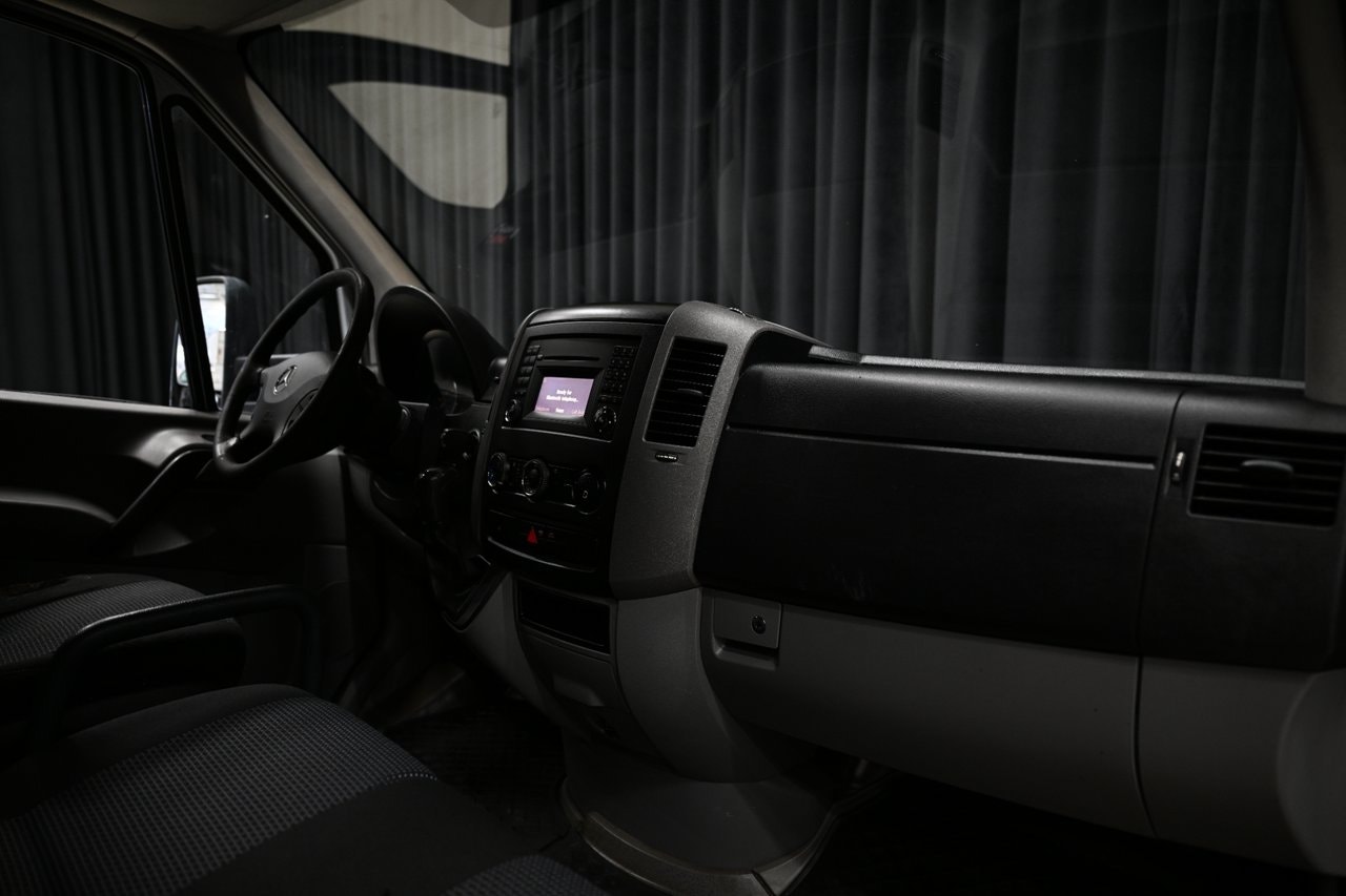 Mercedes-Benz Sprinter 316 CDI Chassis Cab 2.2 Automatic, 163hp, 2011
