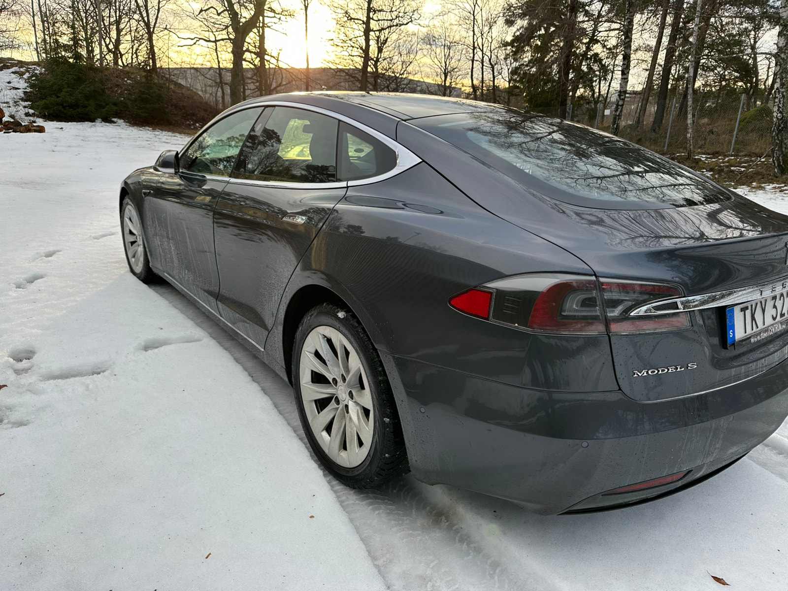 Tesla Model S 100D, 525ps, 2018