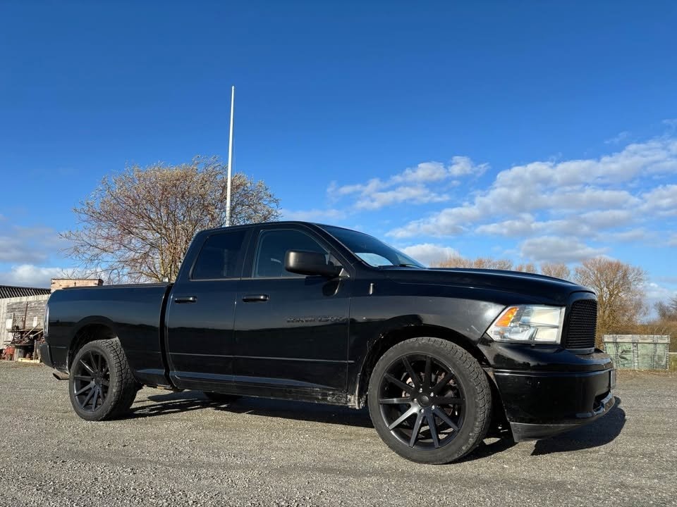 RAM 1500 Quad Cab 4.7 V8 Flex Fuel Automatisk, 6-trinn, 314hk, 2012