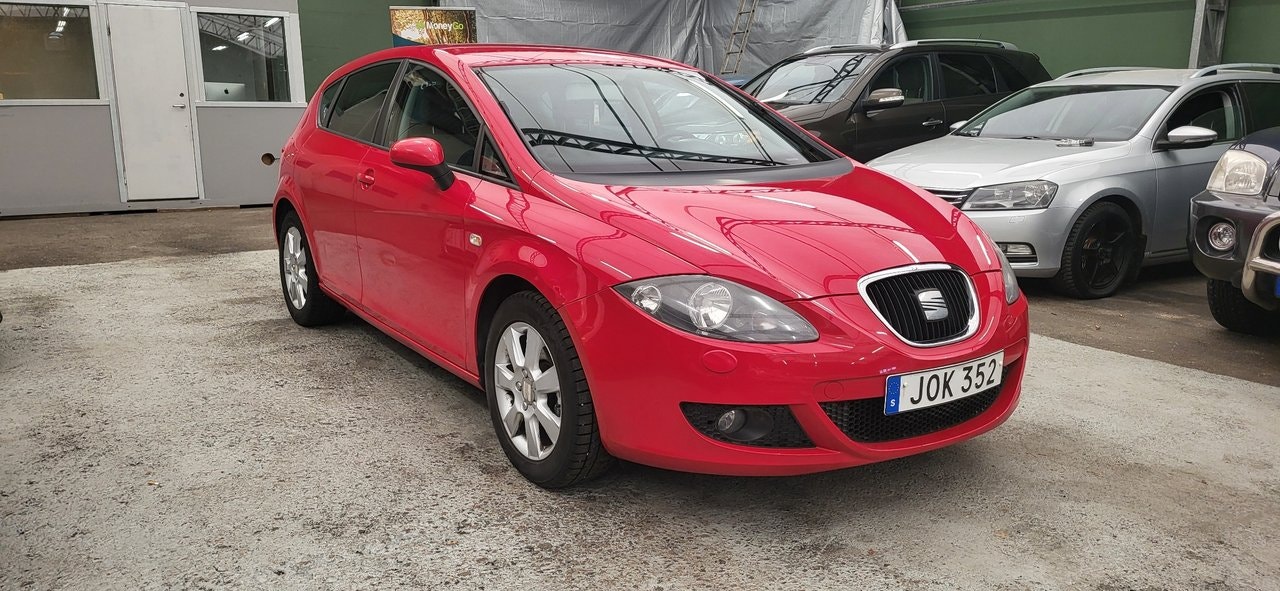 SEAT León 1.6 Multifuel Manual, 5-trins, 102ps, 2009