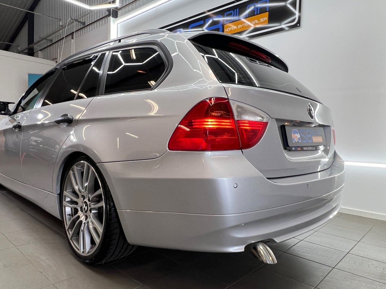 BMW 320d Touring Automatic, 6-trins, 163ps, 2006