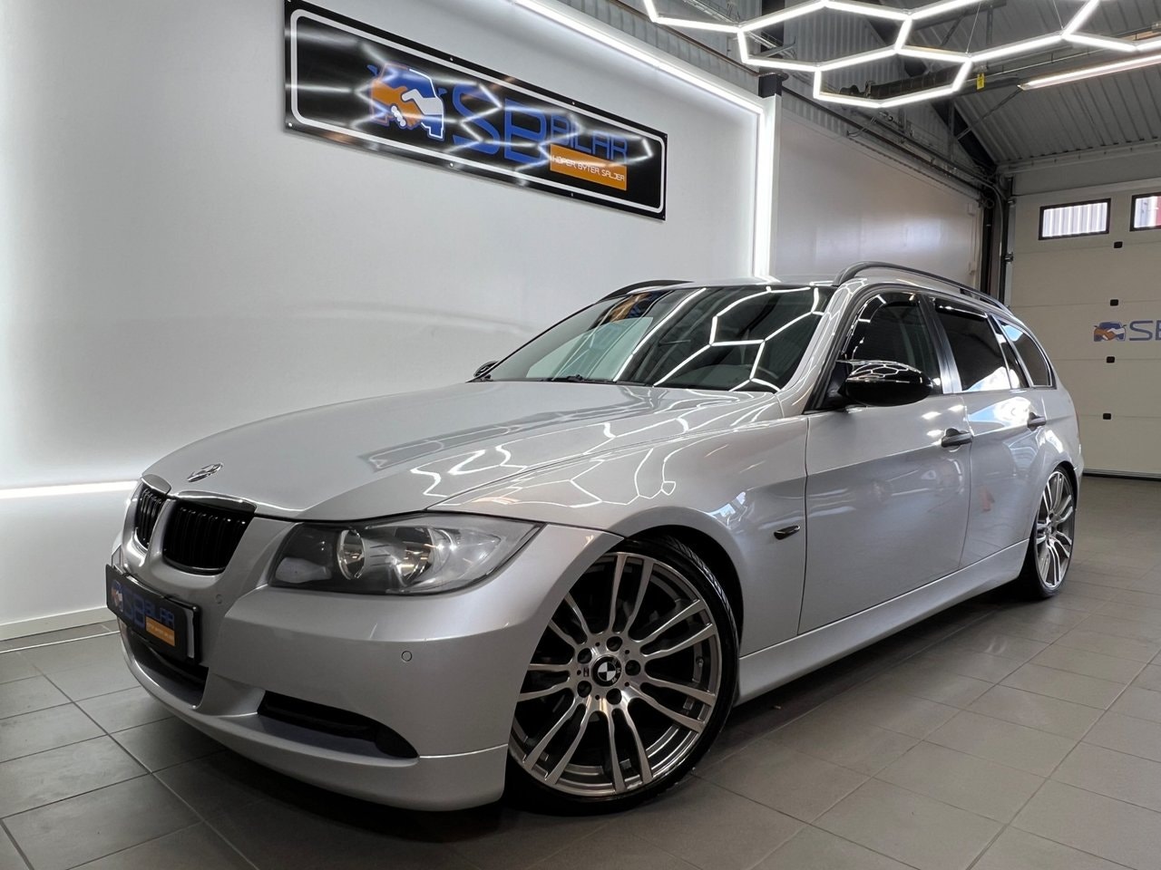 BMW 320d Touring Automatic, 6-trins, 163ps, 2006