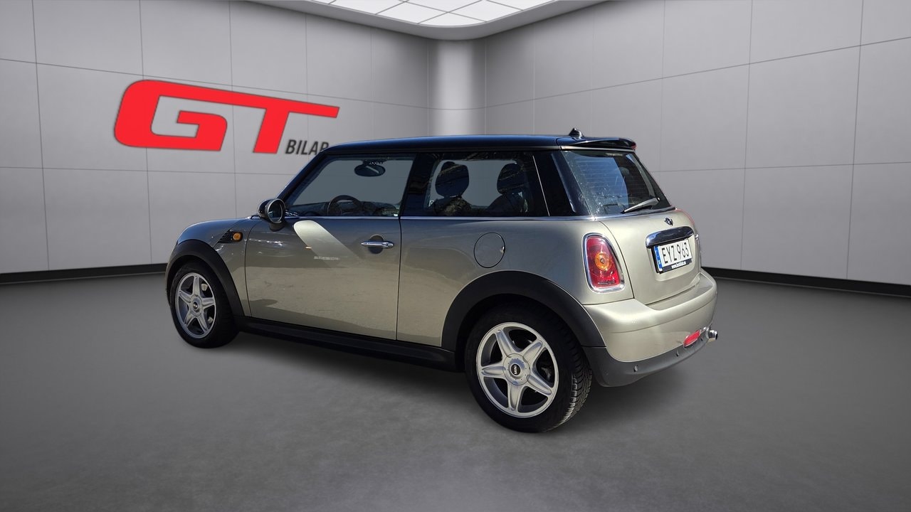 MINI Cooper Automatic, 6-trins, 120ps, 2007