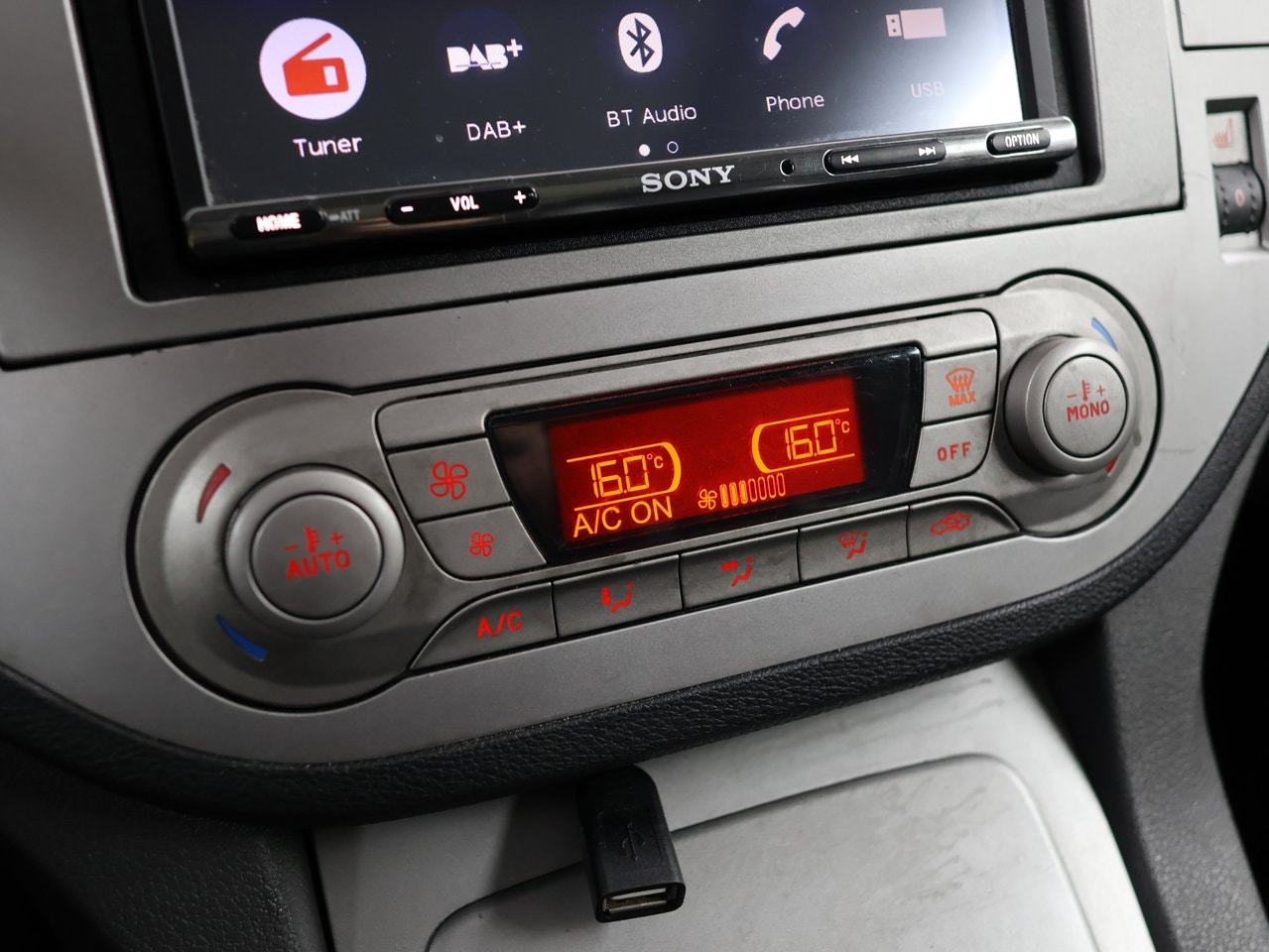 Ford Kuga 2.0 TDCi AWD Powershift, 163hp, 2012