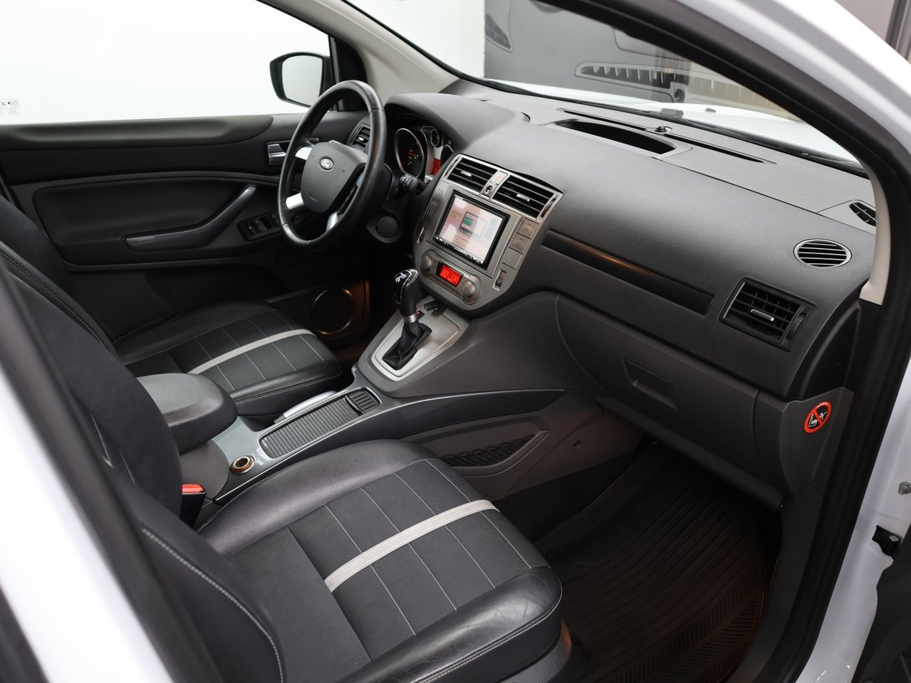 Ford Kuga 2.0 TDCi AWD Powershift, 163hp, 2012