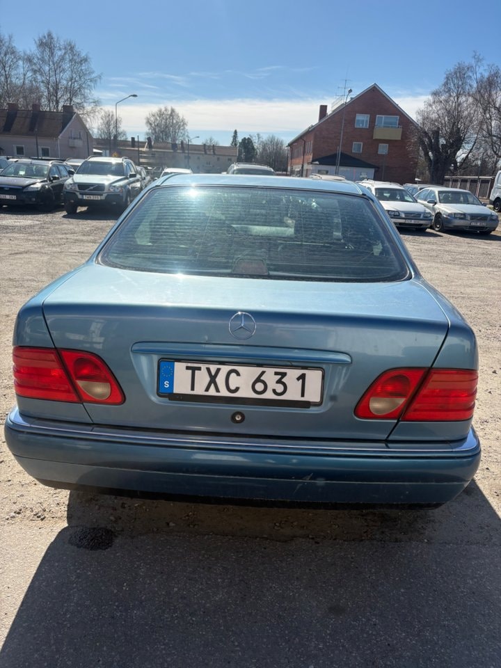 Mercedes-Benz E 280 Automatisk, 5-trinn, 204hk, 1998