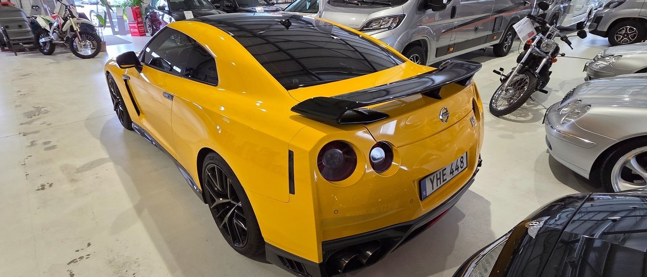 Nissan GT-R 3.8 V6 4x4 DCT, 570hp, 2017