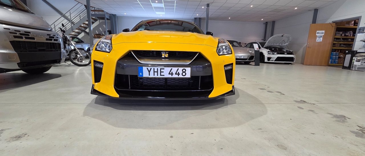 Nissan GT-R 3.8 V6 4x4 DCT, 570hp, 2017