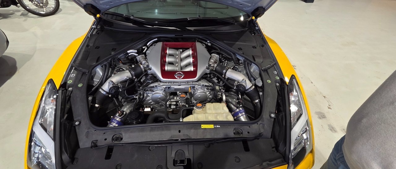 Nissan GT-R 3.8 V6 4x4 DCT, 570hp, 2017